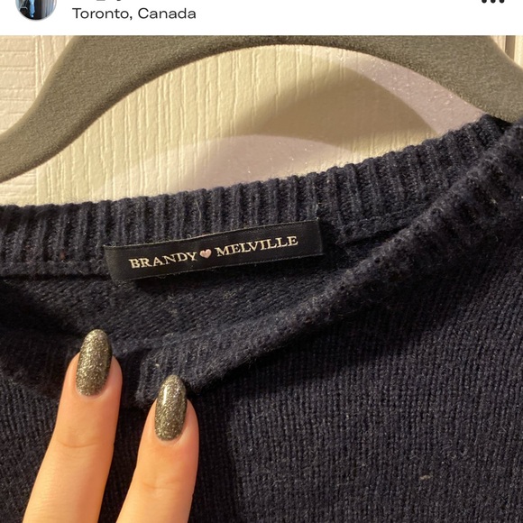 Brandy Melville New York sweater - Picture 2 of 2